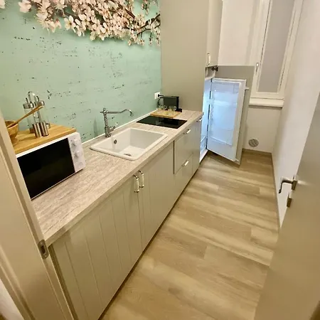 Apartment Flower - Residenze Tarasconi Parma