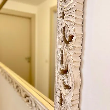 Flower - Residenze Tarasconi Apartment Parma